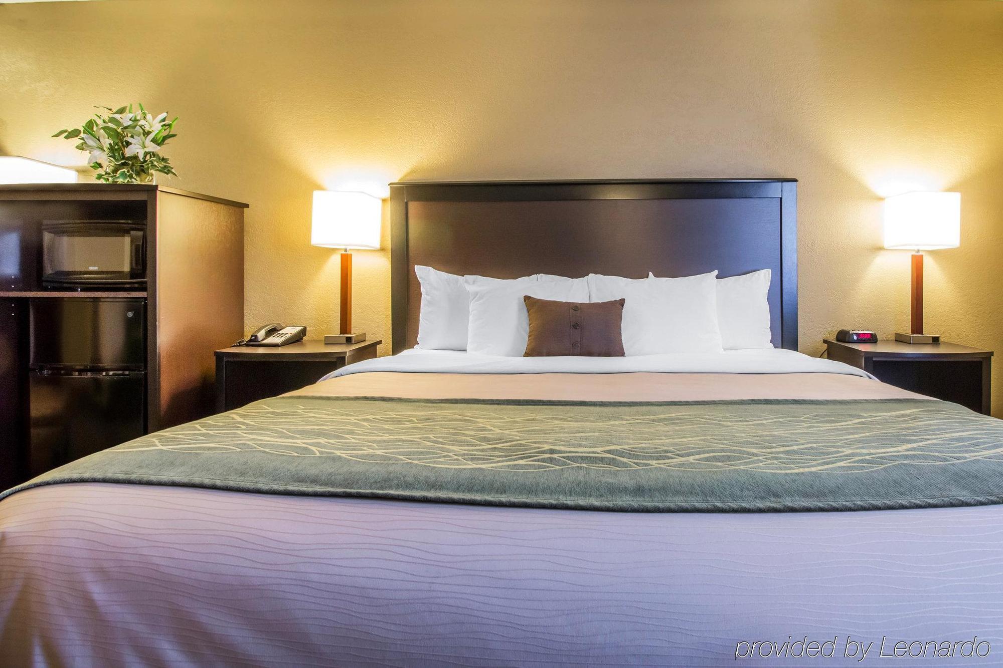 Quality Inn Harlan Екстер'єр фото